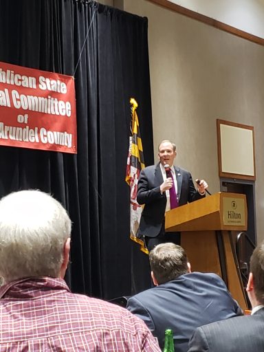 Former Congressman Lee Zeldin addressing the audience.